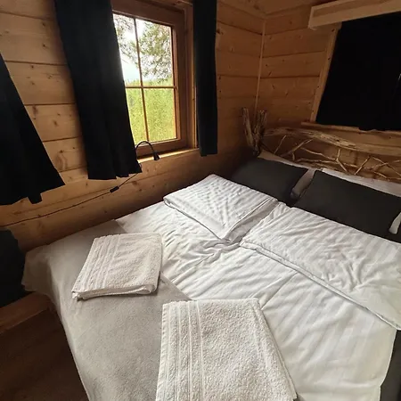 Forrest House Na Drzewie Niedaleko Suntago Holiday home *